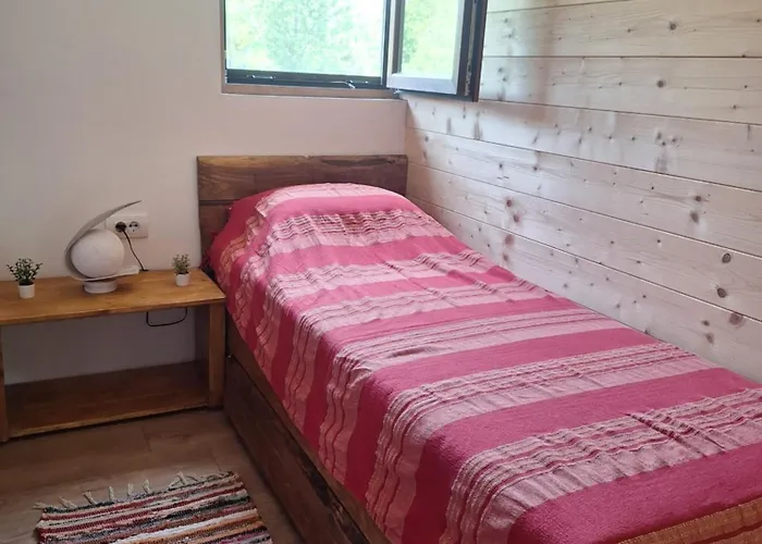 シャレー Brvnara Beni *